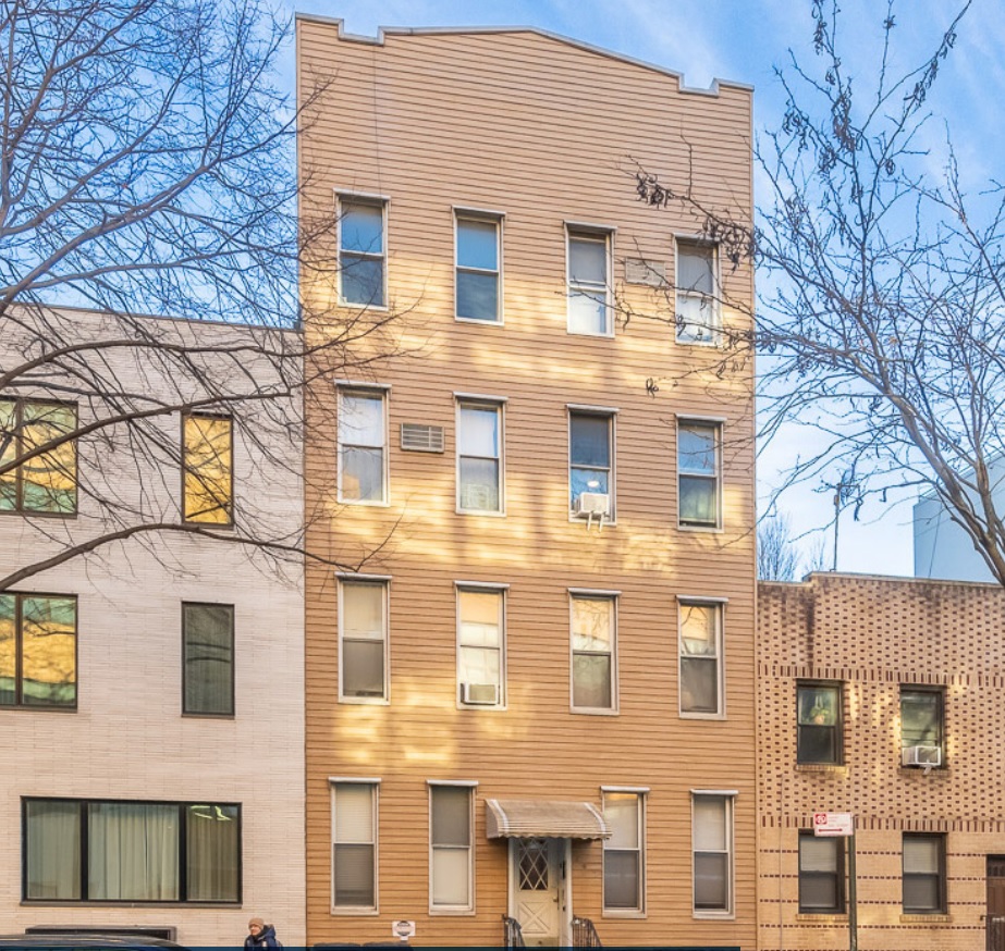 262 N 6th Street